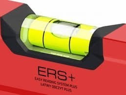 Poziomica 30 cm posiada system ERS+ dla łatwego i precyzyjnego odczytu libelli