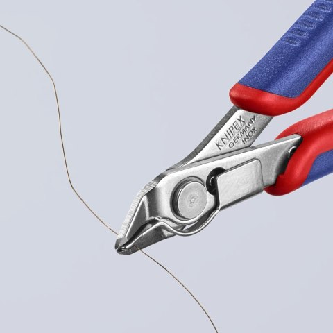 Precyzyjne szczypce Knipex z mikroprzesunięciem krawędzi – niezawodne cięcie w elektronice i modelarstwie.