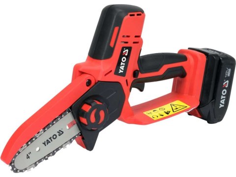 Akumulatorowa piła łańcuchowa YATO YT-828135 z prowadnicą 4’’ i akumulatorem 2Ah.