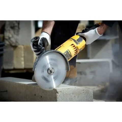 TARCZA DIAMENTOWA SEGMENTOWA 230*22,2MM