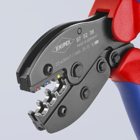 Chromowane szczypce KNIPEX 97 52 36 w pozycji roboczej.