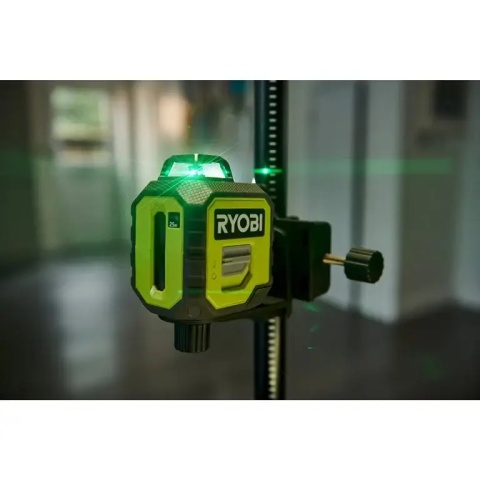Zielony laser krzyżowy RYOBI RB360GLL o zasięgu do 25 m.