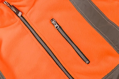 Bluza NEO TOOLS posiada trzy kieszenie zapinane na zamek.