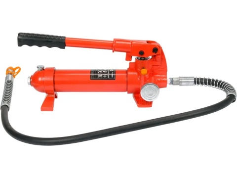 Pompa hydrauliczna YATO YT-55510 o ciśnieniu roboczym 560 bar.