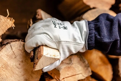 Rękawice robocze NEO 97-657-8 chronią przed otarciami, zadrapaniami i zabrudzeniami.